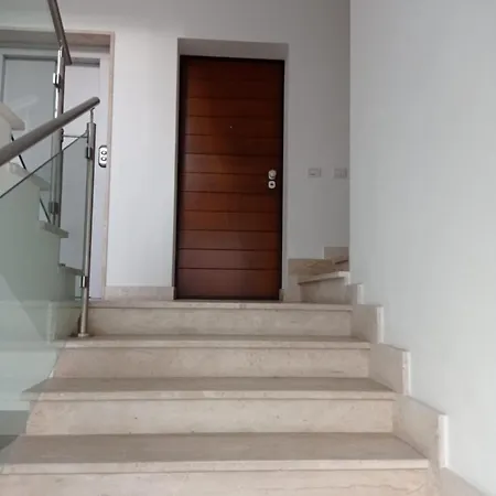 Little House Apartament *